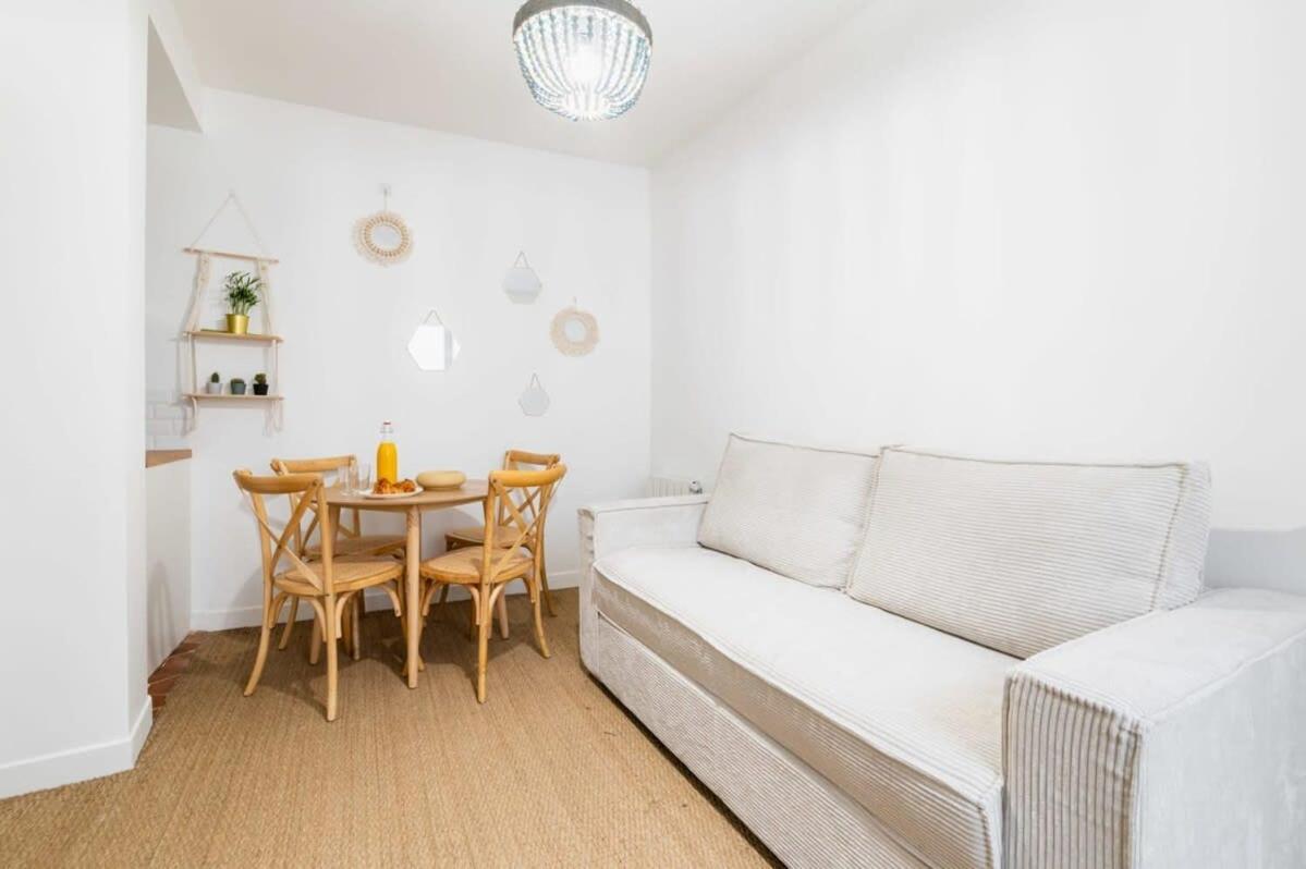 Jolie 2 Pieces 35M2 Bien Equipee 4P - Paris 20 - Flat-Guest Exterior foto